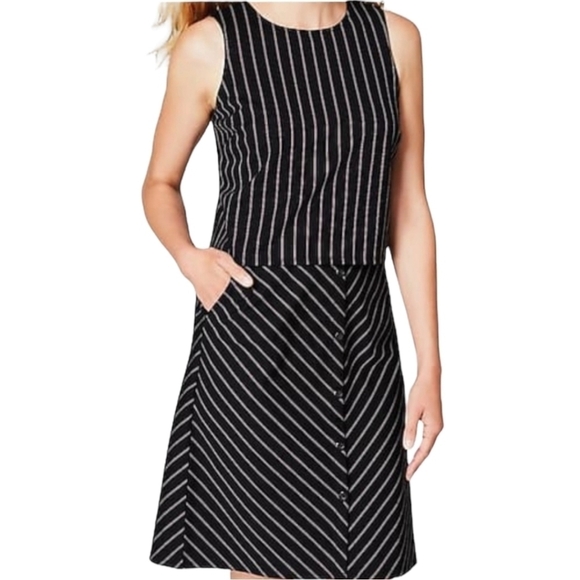 J. Jill Dresses & Skirts - J. Jill Black Chevron Striped Everyday Ponte Dress